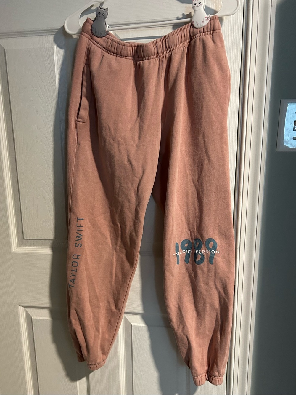 Taylor Swift 1989 (TV) Pink Sweatpants